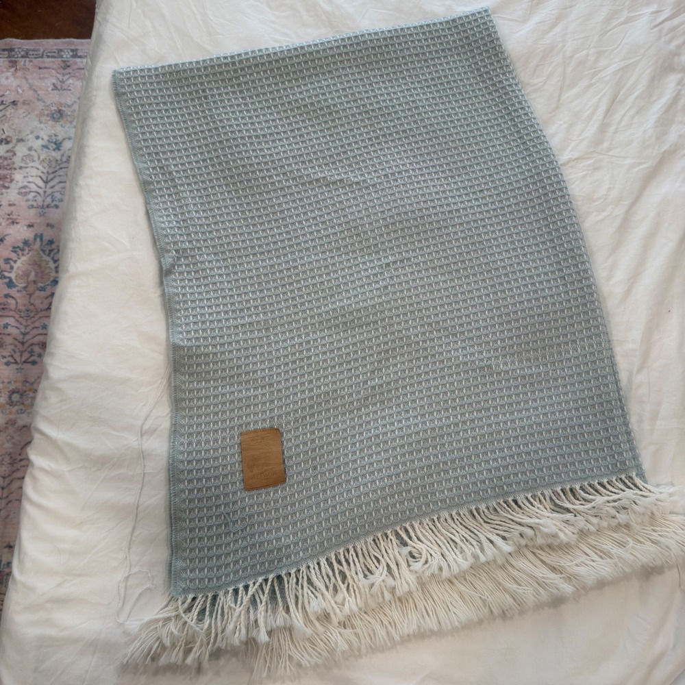 Luxury‎ Alpaca Woven Throw Blanket Pale Blue Fringe Hecho en Peru 66 x 56
